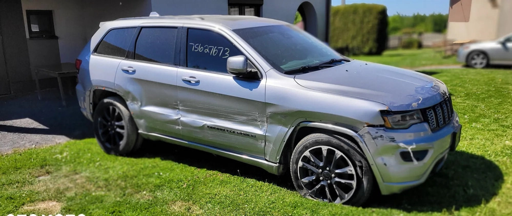 Jeep Grand Cherokee cena 85000 przebieg: 76000, rok produkcji 2021 z Kielce małe 37